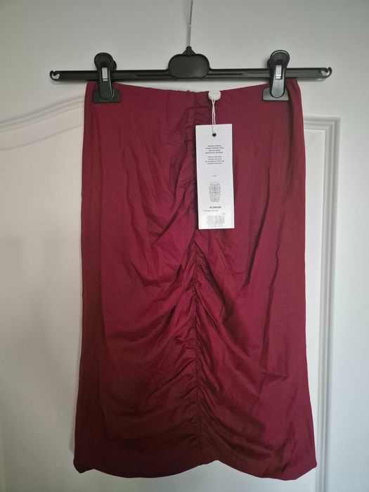 Risk made in Warsaw spódnica Slimkim bordo r. XS - NOWA