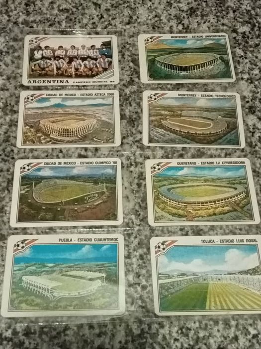 Bom lote de 20 calendários México 86