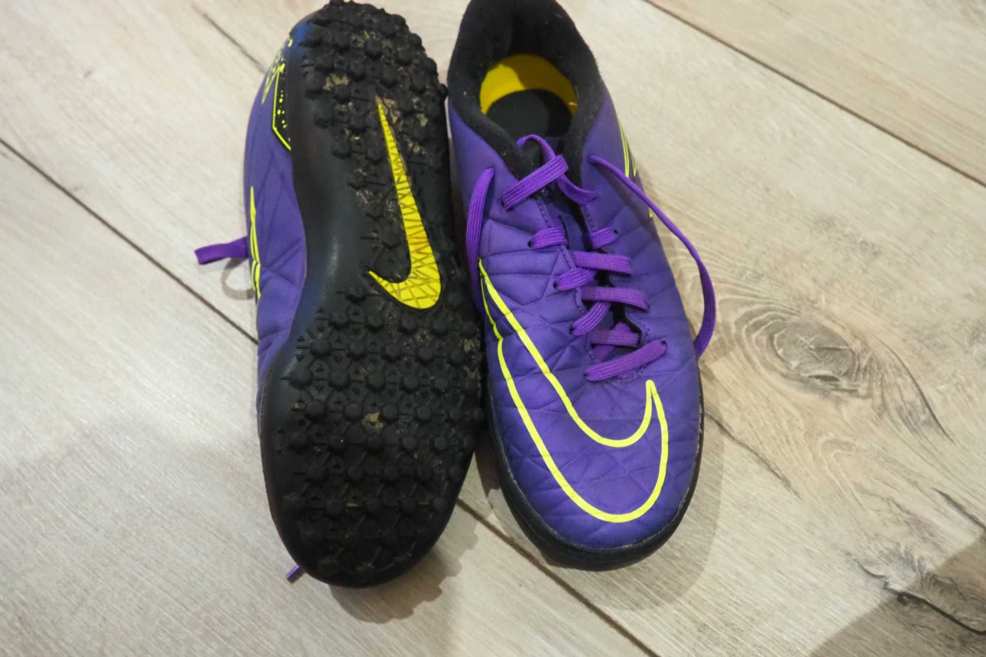 Turfy NIKE Hypervenom Phelon JR TF