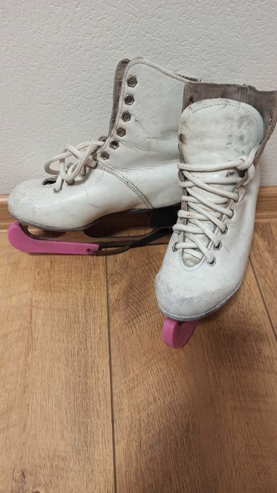 Ковзани для дівчинки