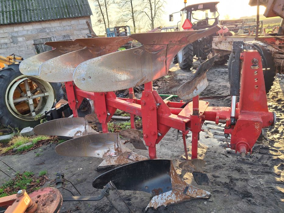 Pług huard 3 skibowy obrotowy