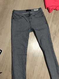 Jeans eleganckie guess xs s