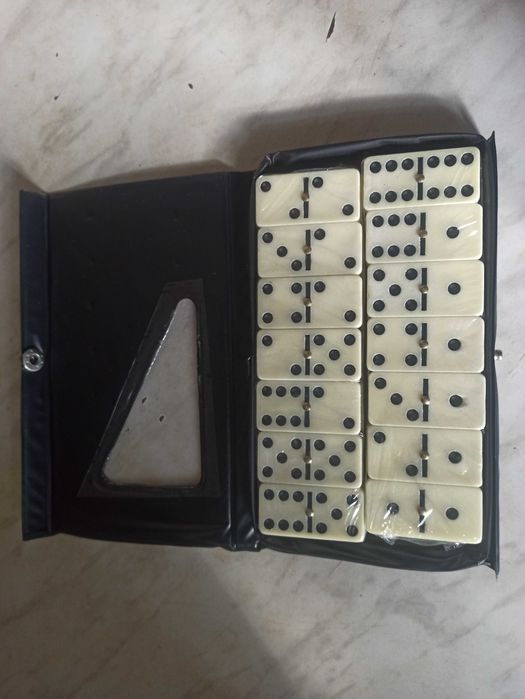 Новое домино в чехле. 18*10,5