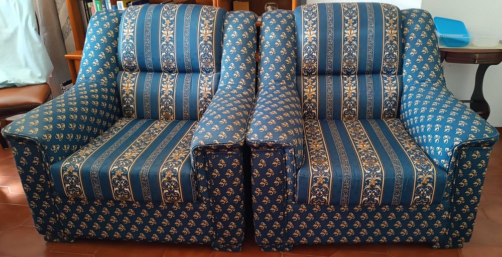 2 cadeirões sofa de 1 lugar cada