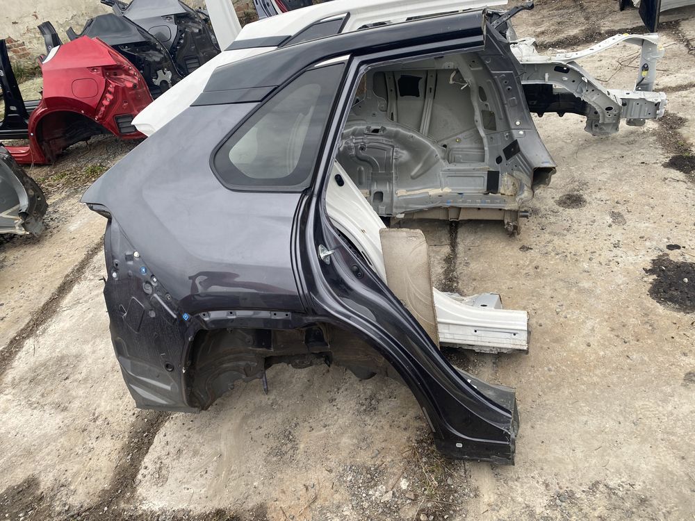 Четвертина четверть задня права toyota rav4 рав4 19-