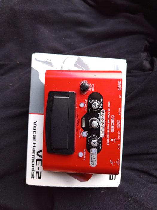 Boss VE- 2 profesjonalny procesor wokalowy
