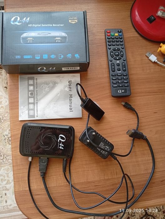 Супутниковий ресівер HD Digital Receiver Qsat Q-44