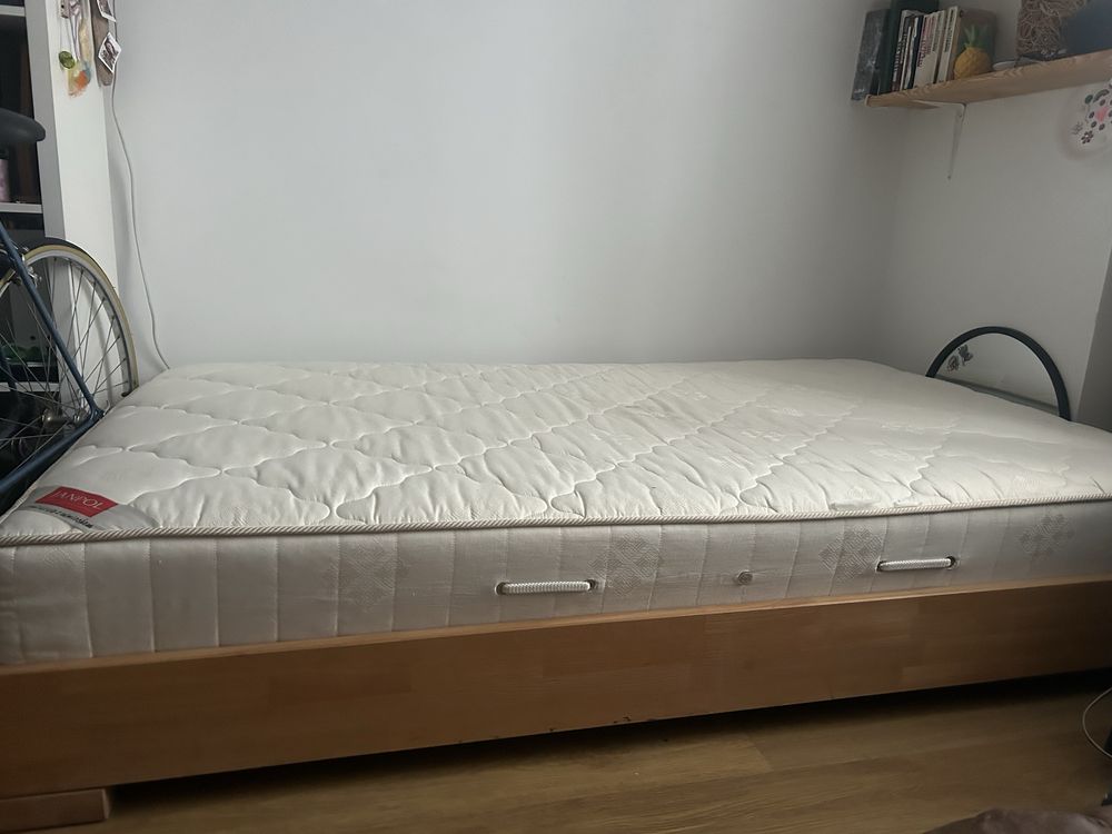 Lóżko drewniane z materacem rama łóżka materac gruby