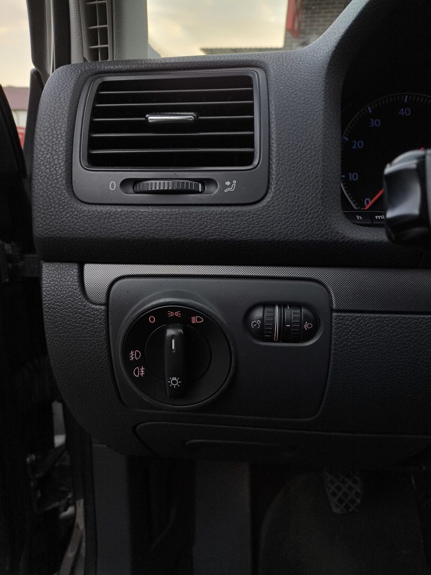 Volkswagen golf 5