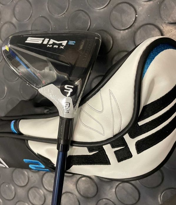 Tacos de golfe TaylorMade SIM2 Max para fairway