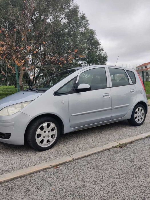 Vendo Mitsubishi Colt, Diesel, caixa automática e AC