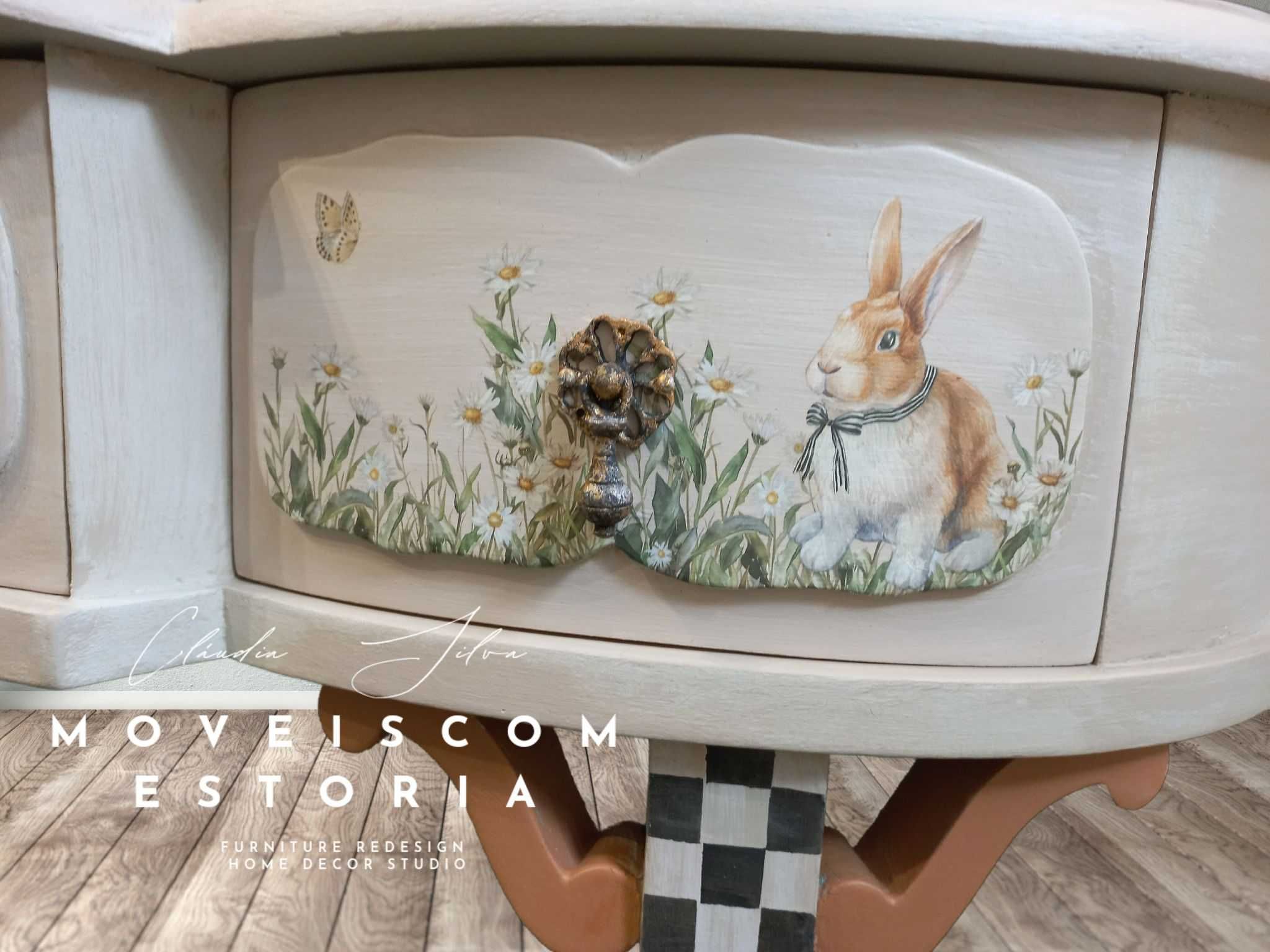 Secretária Bunny Meadow