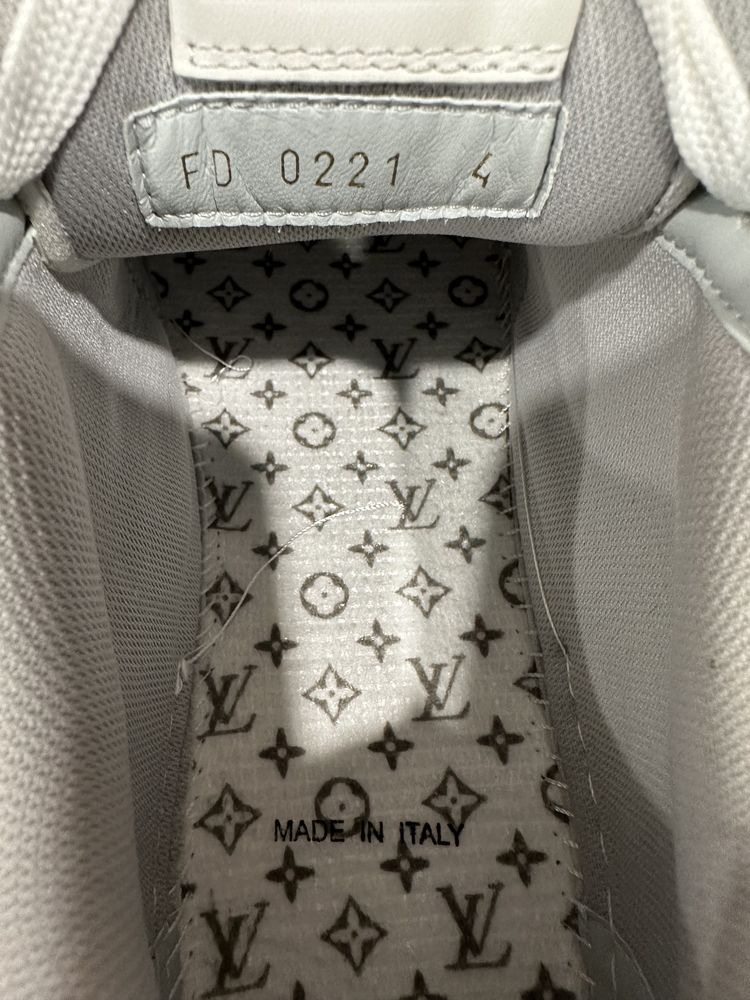 Кросівки Louis Vuitton