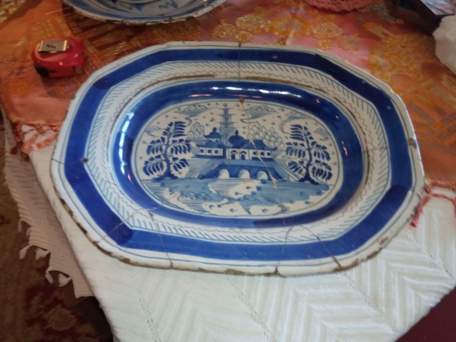 Lote de  Peças de Faiança antiga ( 7 peças )