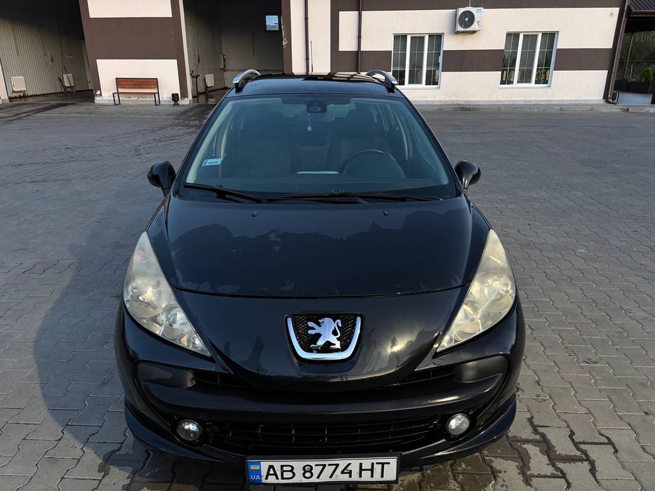 Продам Пежо 207  2008року. 1.6