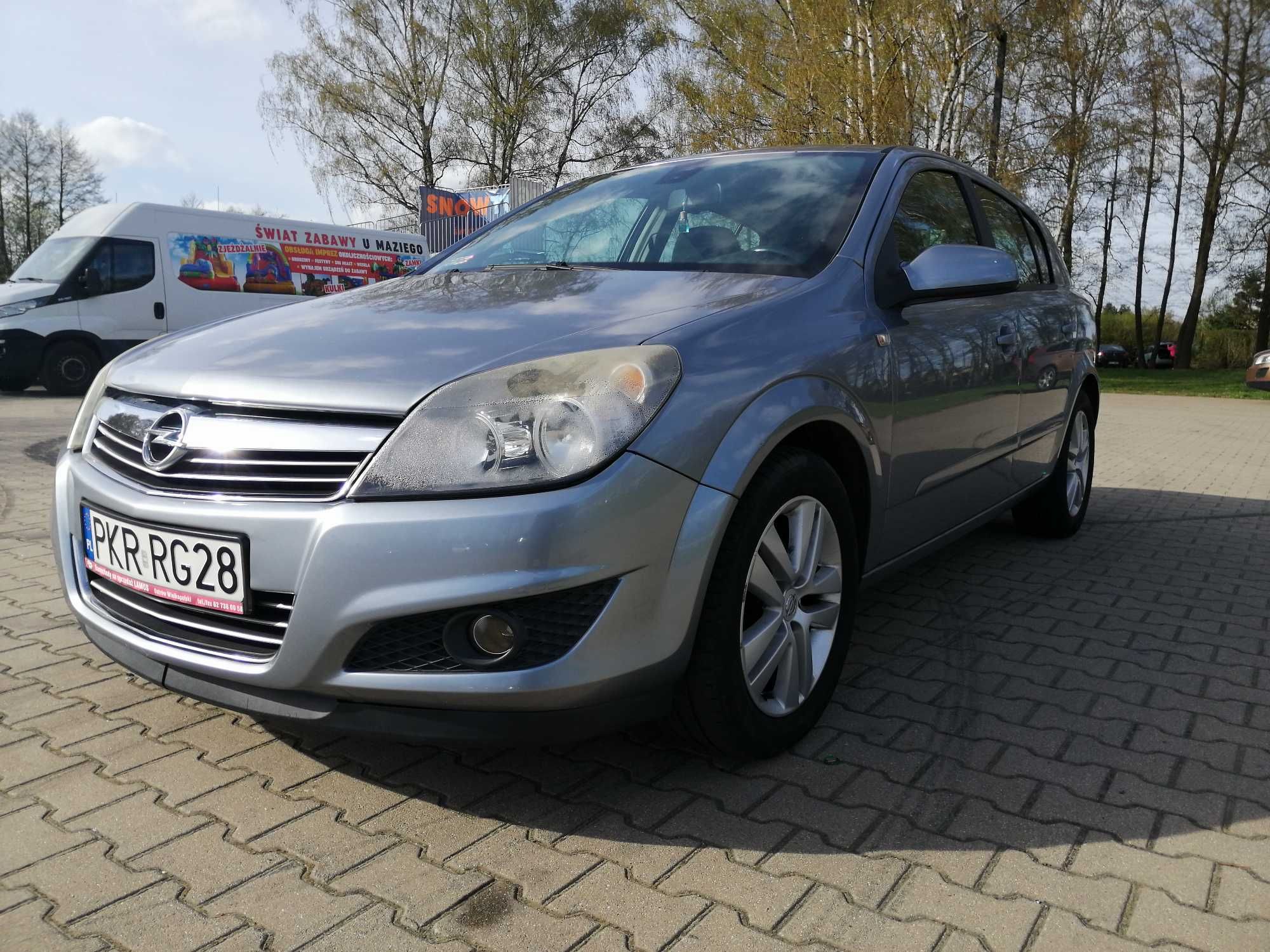 Opel ASTRA 1.7 CDTI  2008 rok.