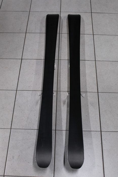 Narty SALOMON LONI 144 cm + wiązania SALOMON