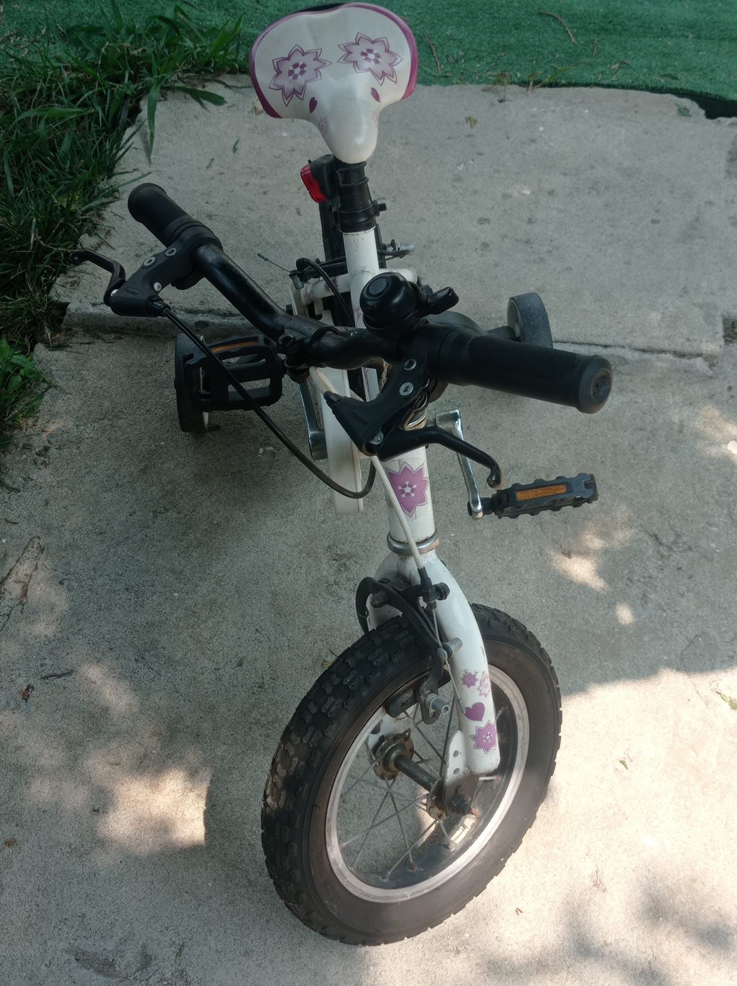 Bicicleta menina
