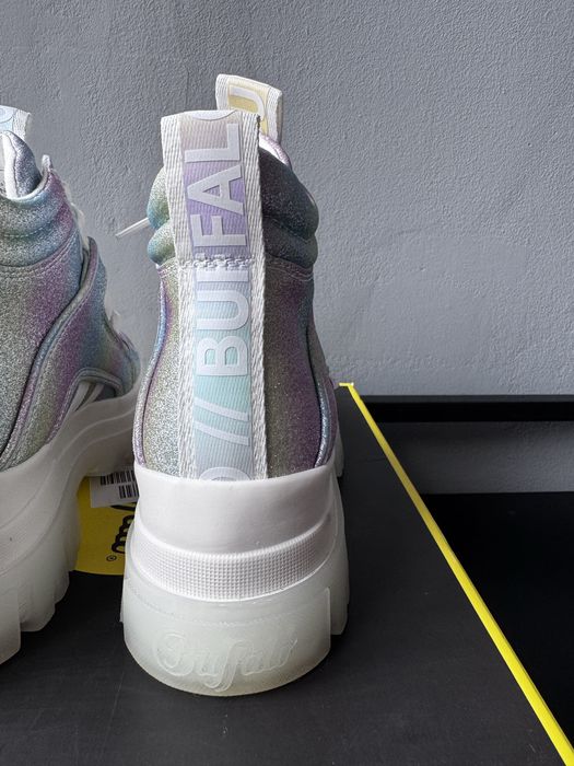 Черевики жіночі Buffalo