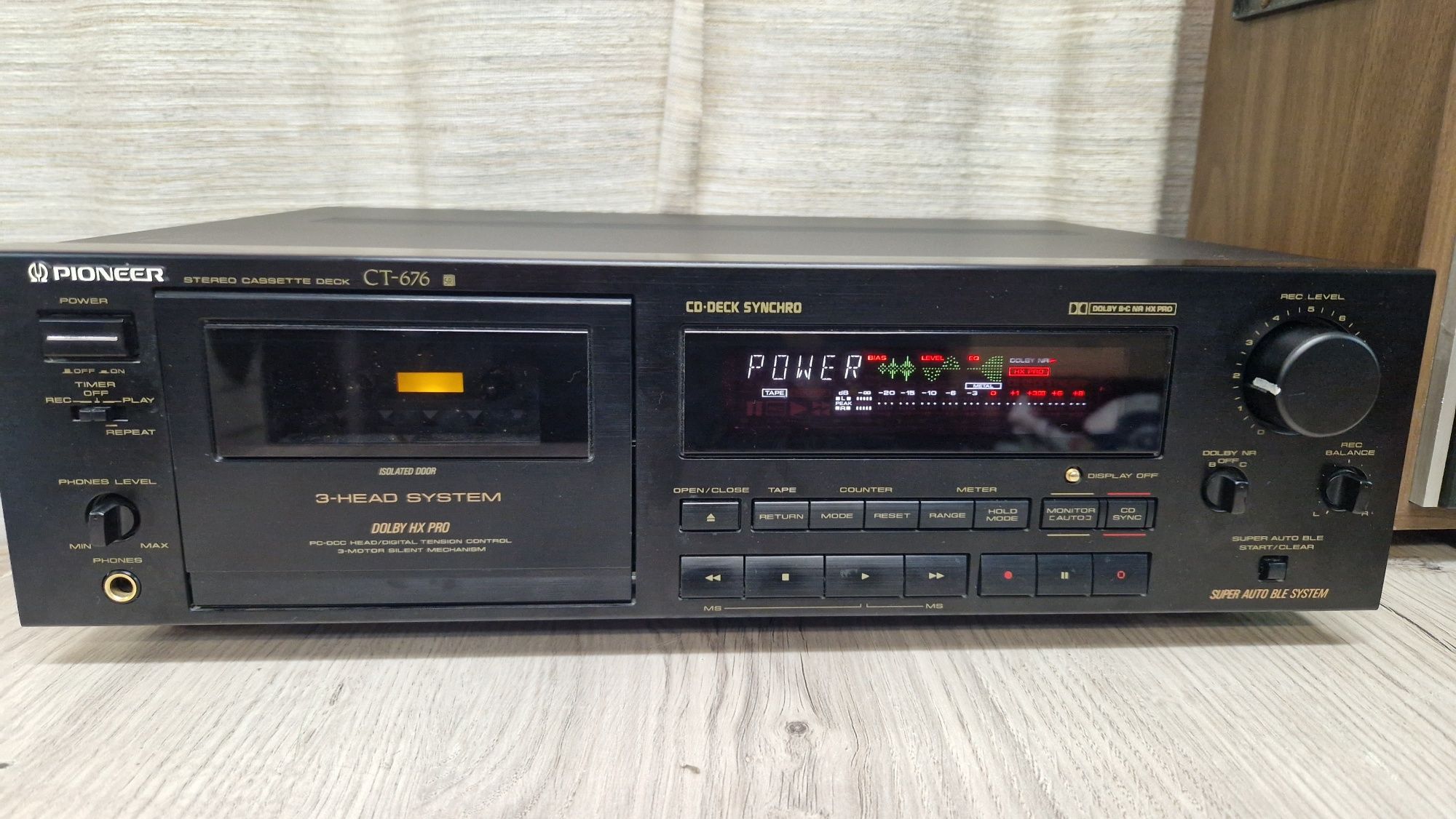 Касетна дека Pioneer CT- 676