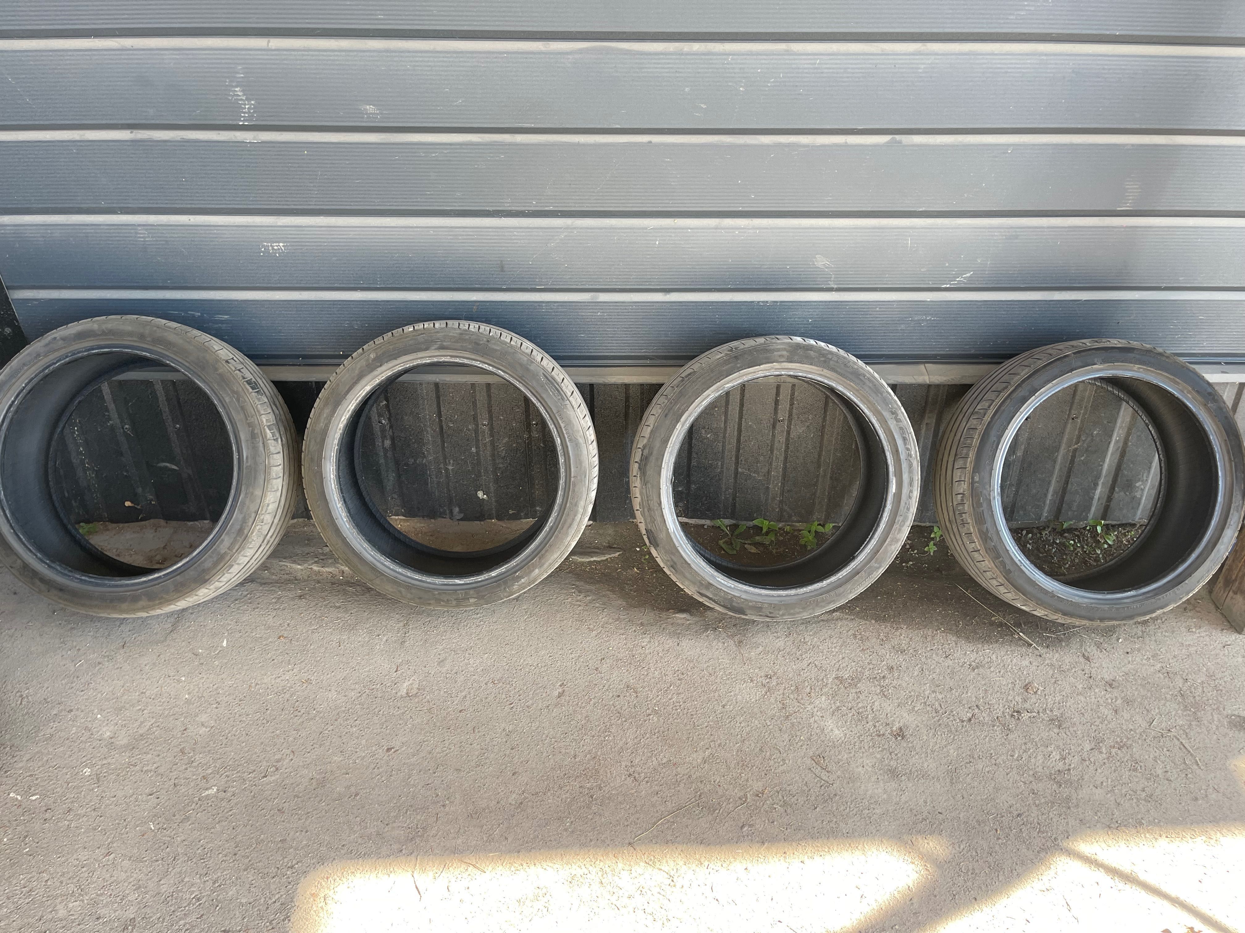 Резина лето 225/40 R18