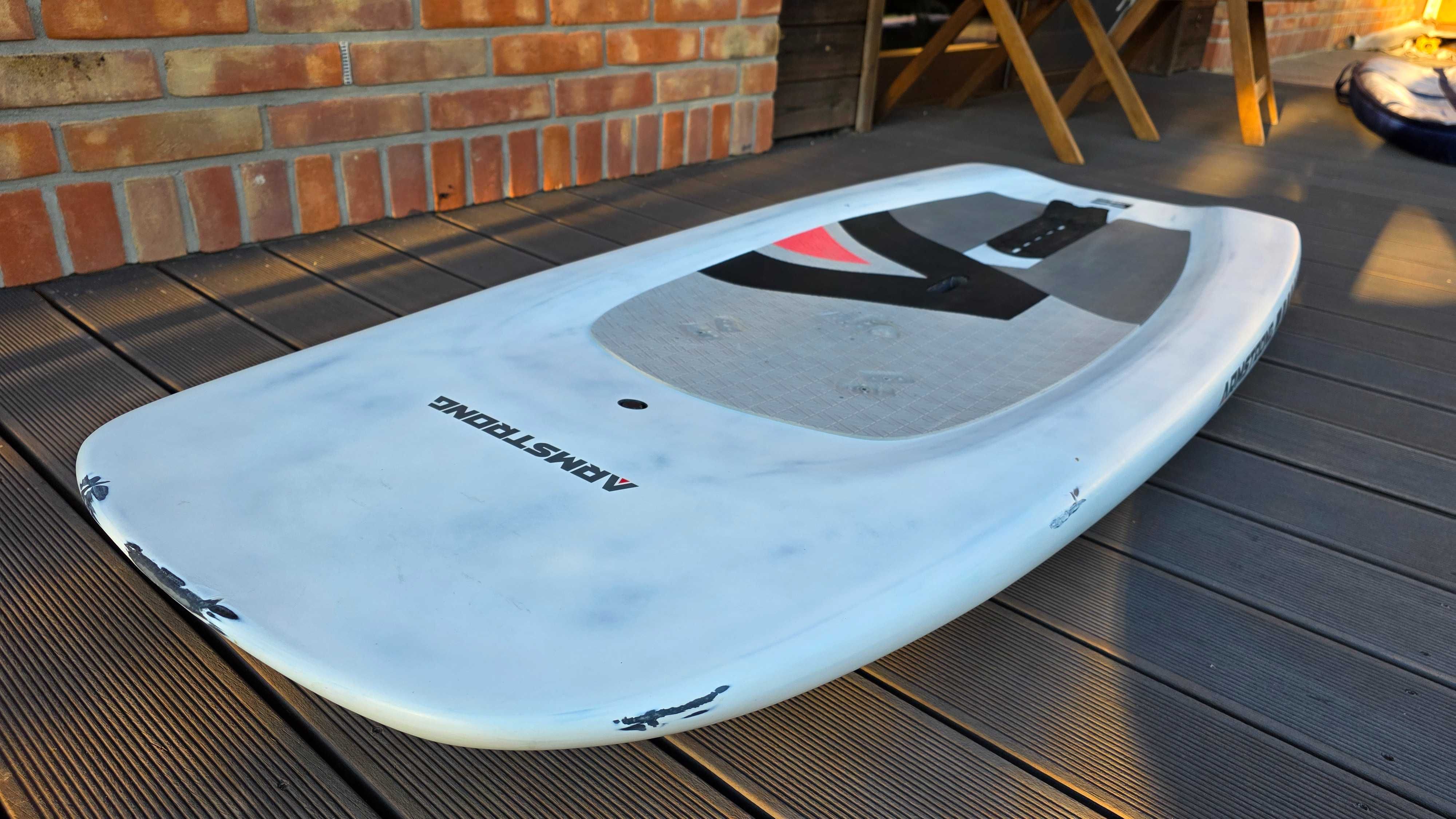 Deska Wing Foil Armstrong FG 88l,  carbon