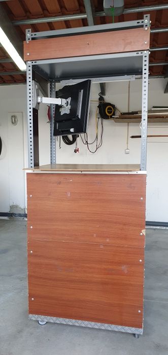 Bancada para computador e impressora