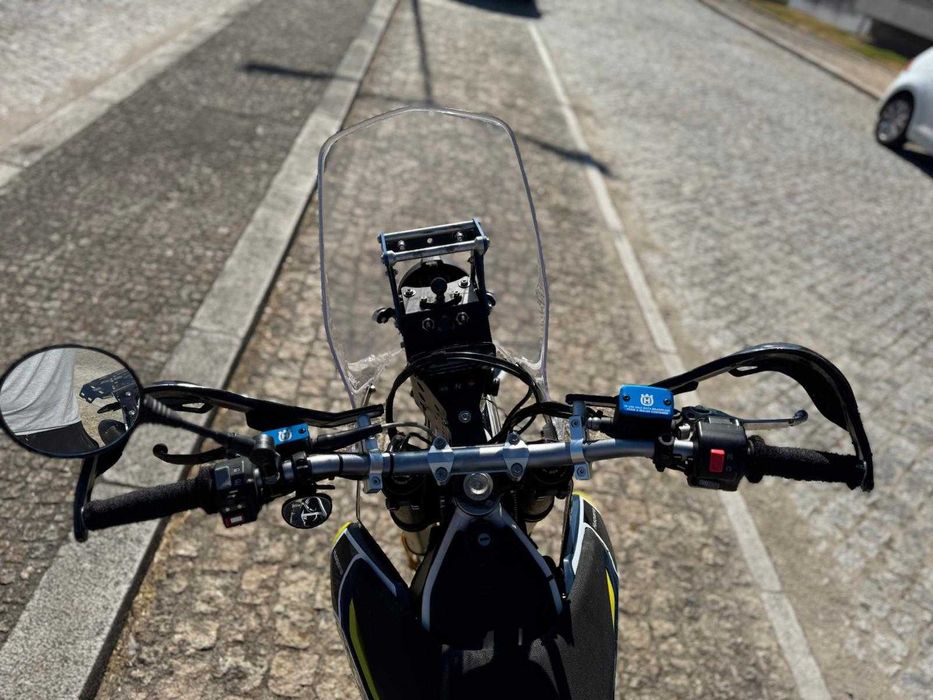 Husqvarna 701 Enduro Rally 2015 – Akrapovic + Nomad Tower + Extras