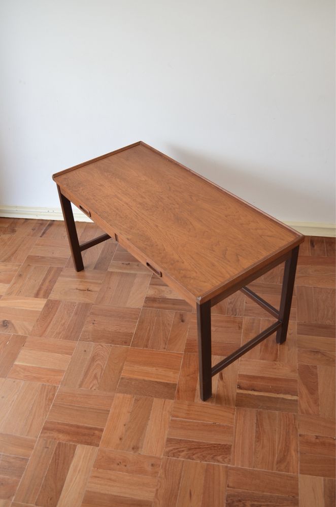 Mesa de sala / consola baixa vintage