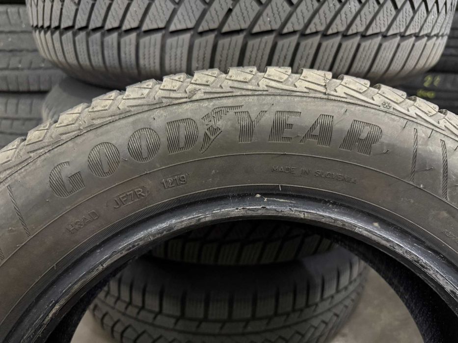 4x Opony Wielosezonowe 185/65R15 GOODYEAR VECTOR 4SEASONS Cena za 4szt