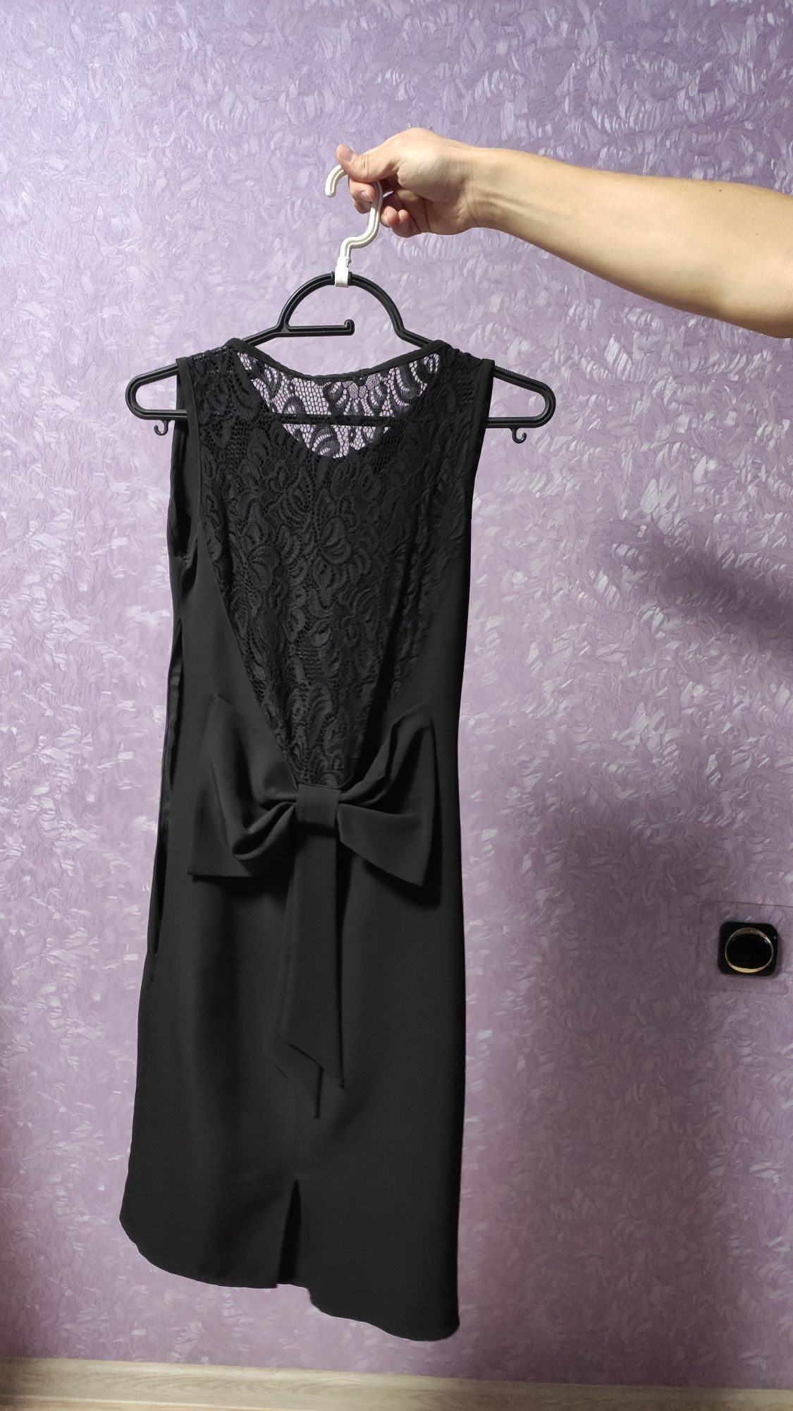 Вечернее чёрное платье
