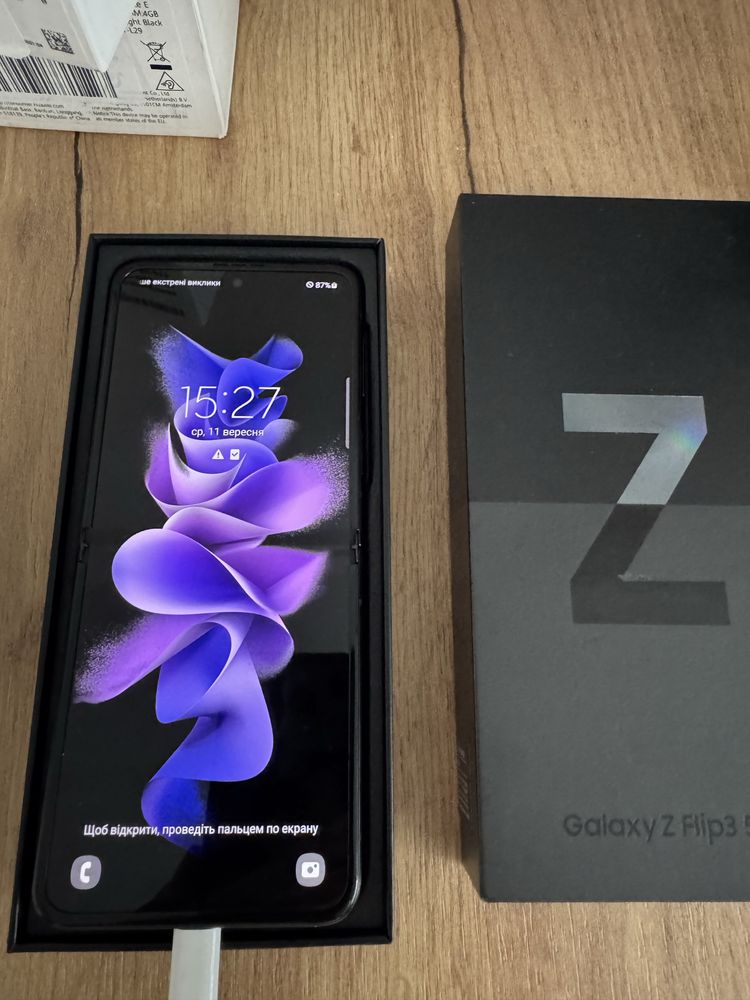 Samsung Galaxy Z Flip 3.