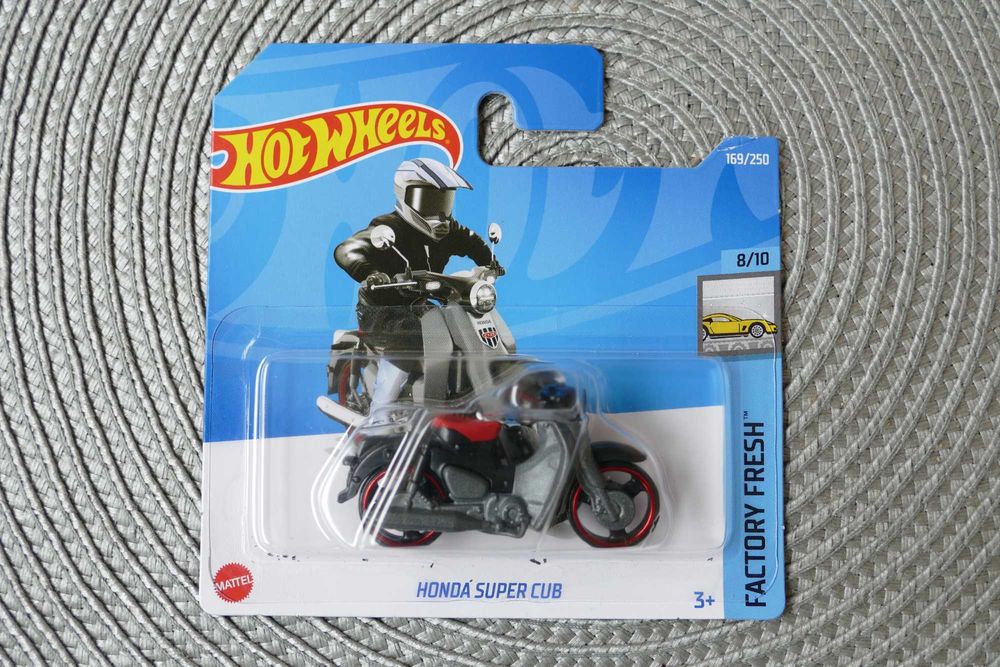 Hot Wheels motocykl "Resorak" HONDA SUPER CUB edycja 2022r.