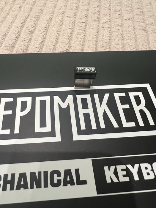 Механічна бездротова клавіатура Epomaker EP64-UA