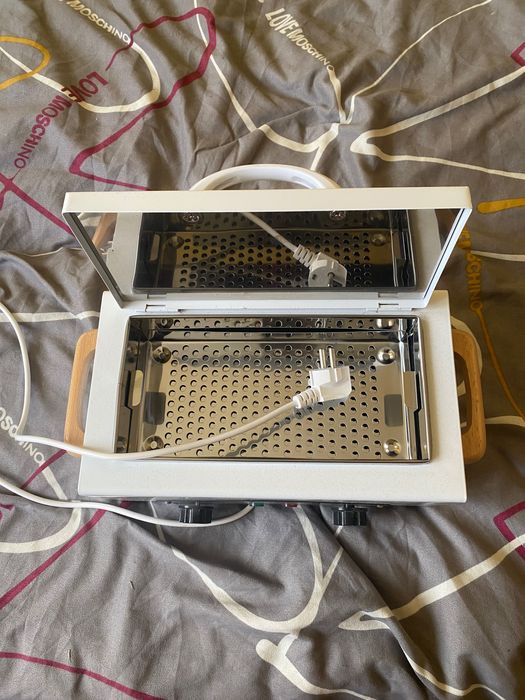 sterylizator do sprzętu do manicure i tatuażu