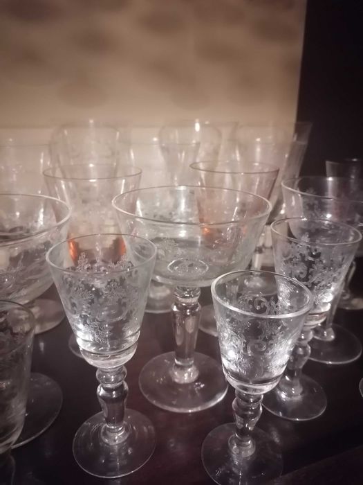 Serviço de copos de cristal