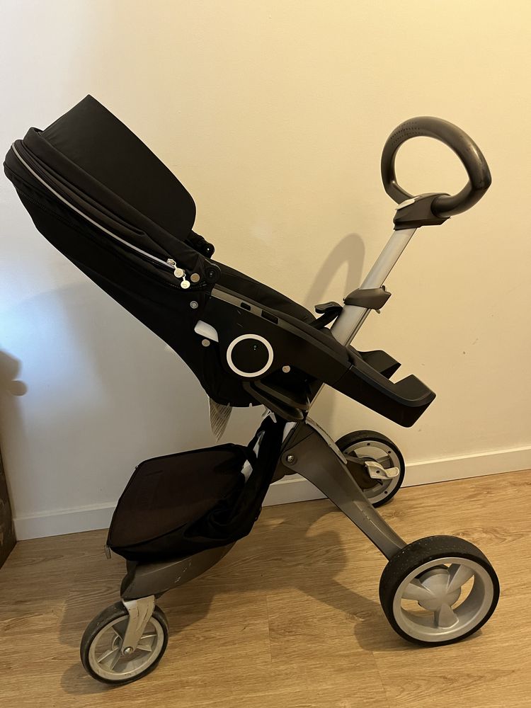 Carrinho Stokke Xplory + Ovo Stokke + Base Isofix