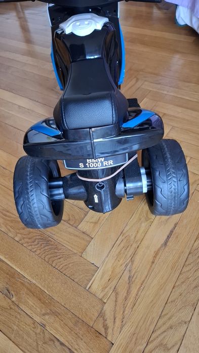 BMW   motocykl  elektroniczny na akumulatory