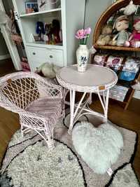 Zestaw stolik i krzeselko Wikliboks wiklina pudrowy róż vintage
