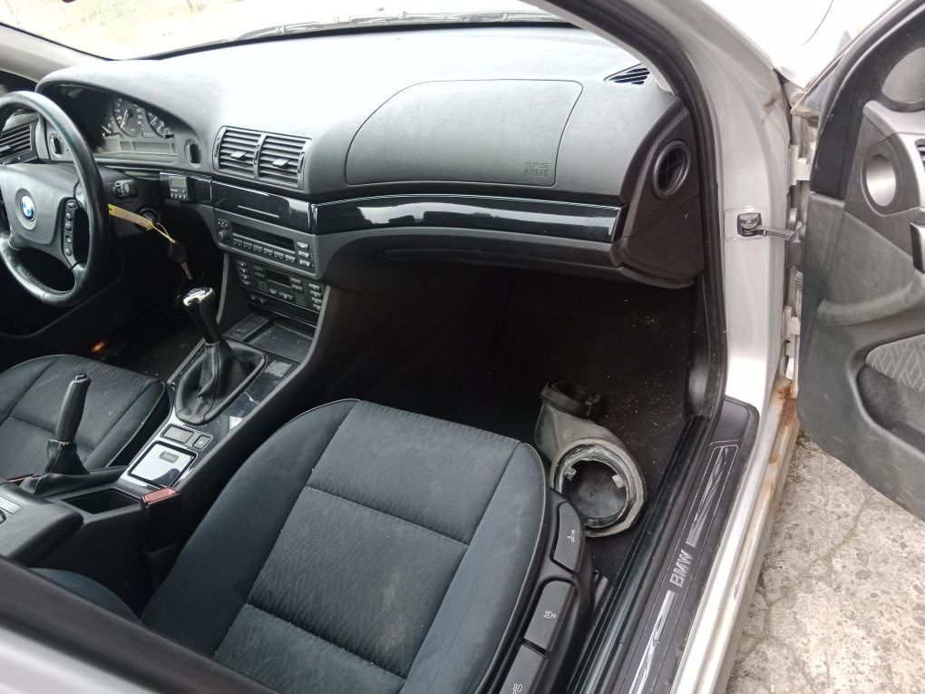 BMW E39 525i  m54b25 manual kompletny swap części ksenon szklany szyb