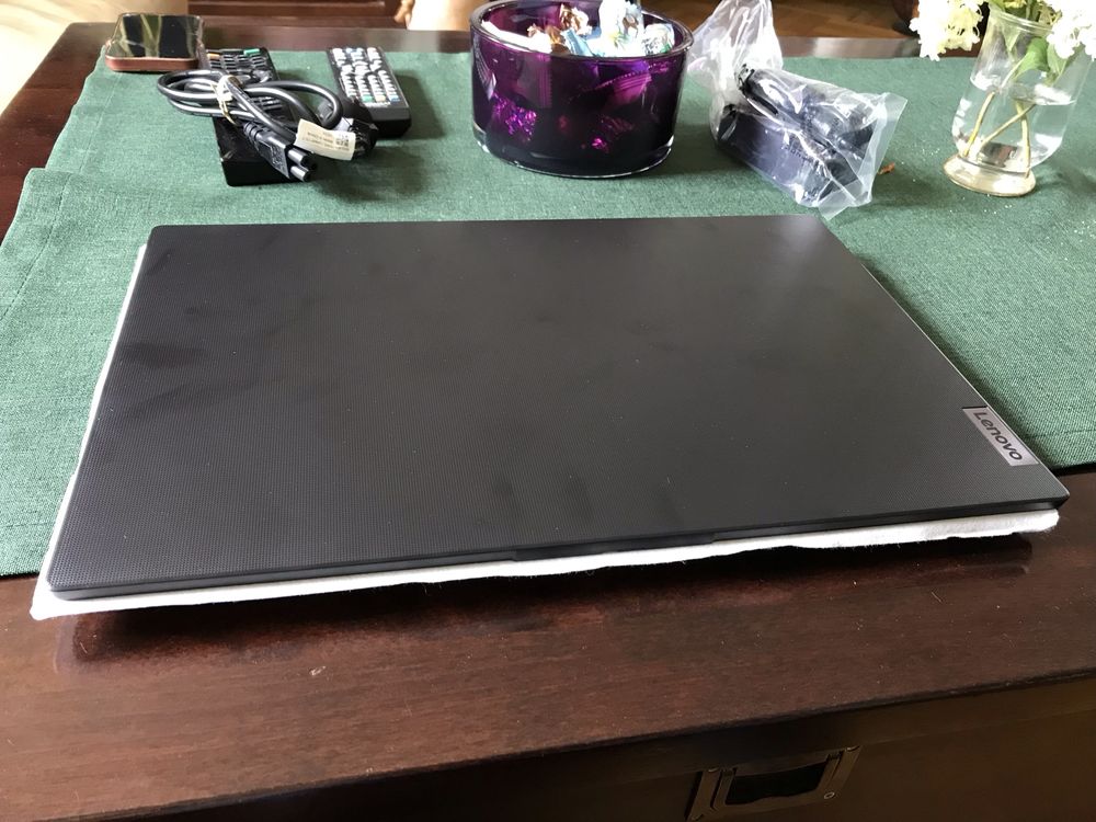laptop Lenovo nowy