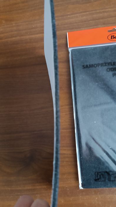Samoprzylepne podkladki pod meble filcowe