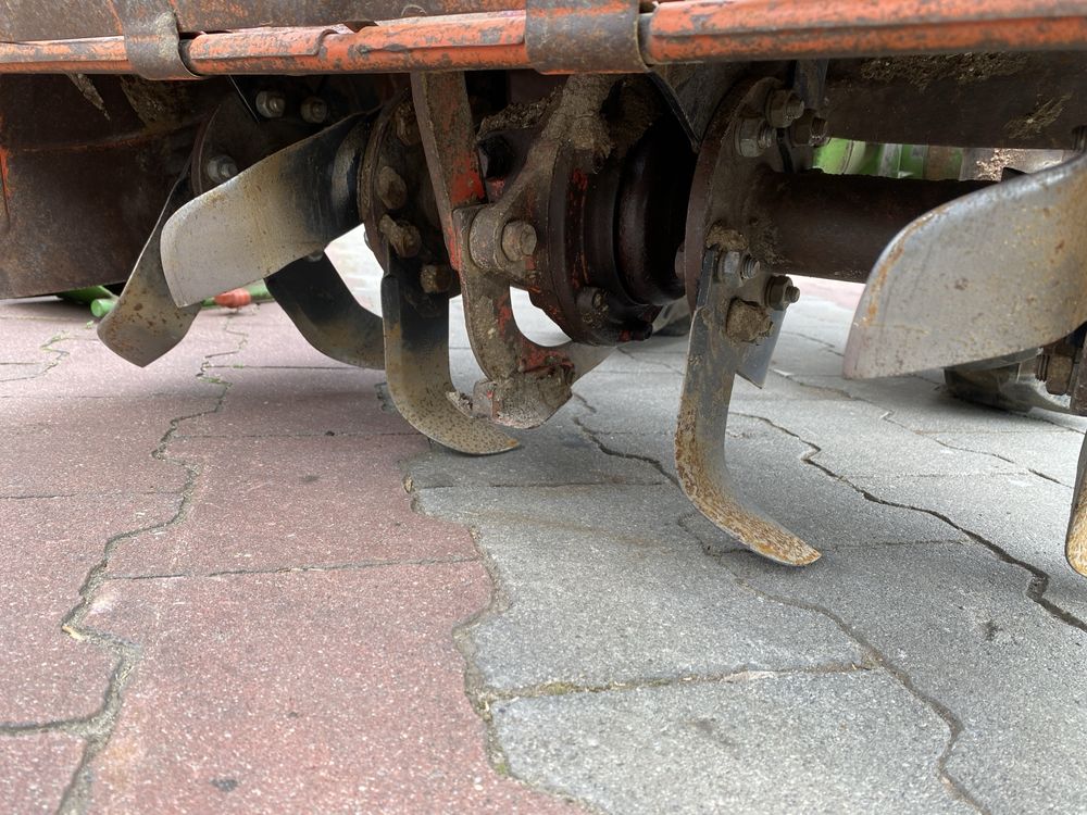 Glebogryzarka spalinowa Ciągnik jednoosiowy Agria 3400 / 2100