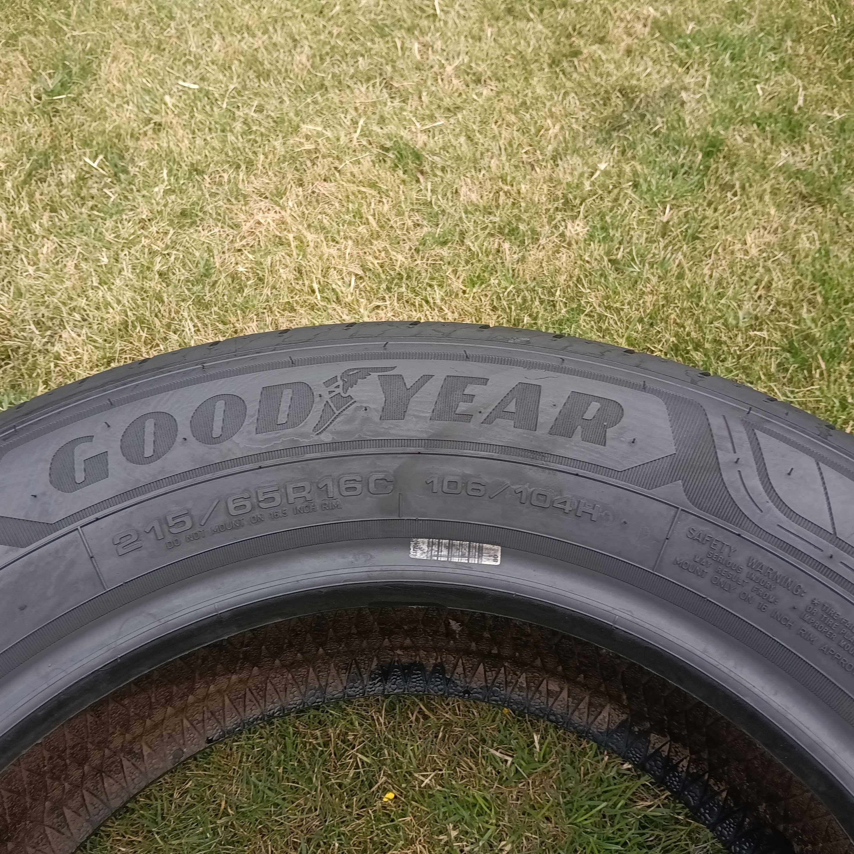 opona 215/65/16C Goodyear Efficient Grip Cargo 2 1 sztuka 9mm 2024