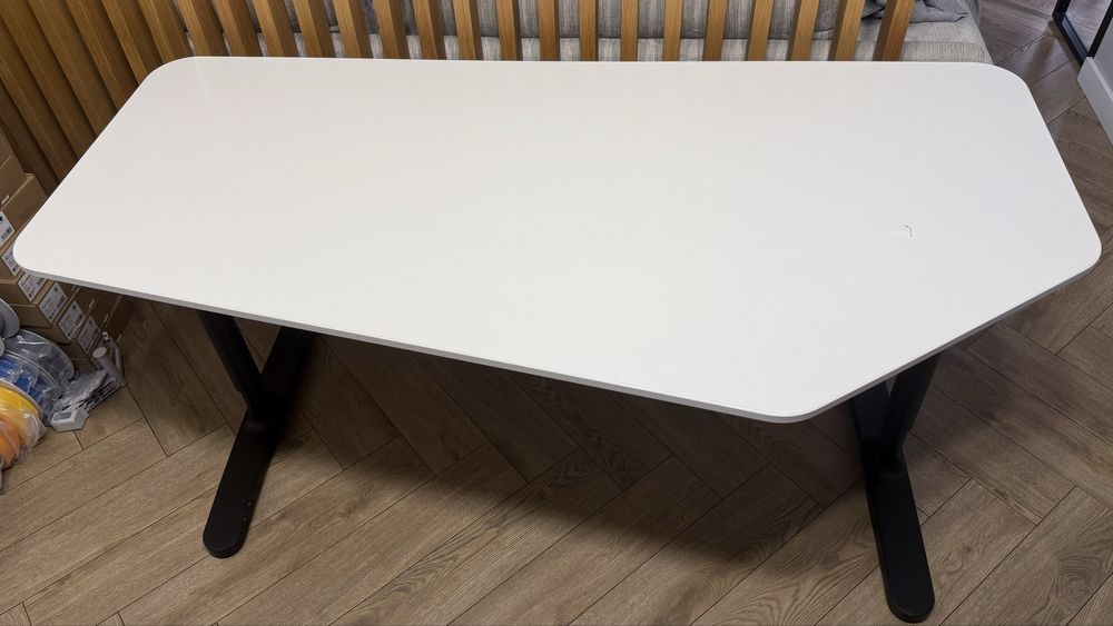 Biurko Ikea Bekant 160x80cm biały/czarny