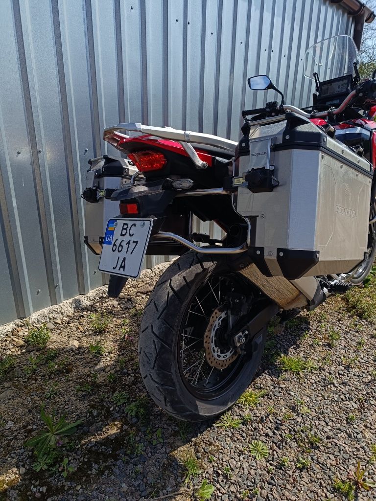 Honda CRF 1100D DCT Africa Twin