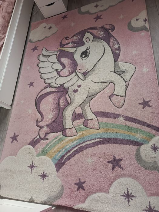 Piękny duży dywan do pokoju dziecięcego jednorożec, pegaz