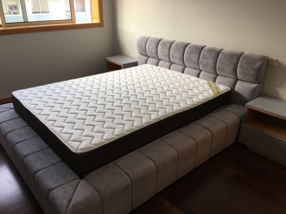 Cama estofada Nova + Estrado + Colchão (Fabricante)