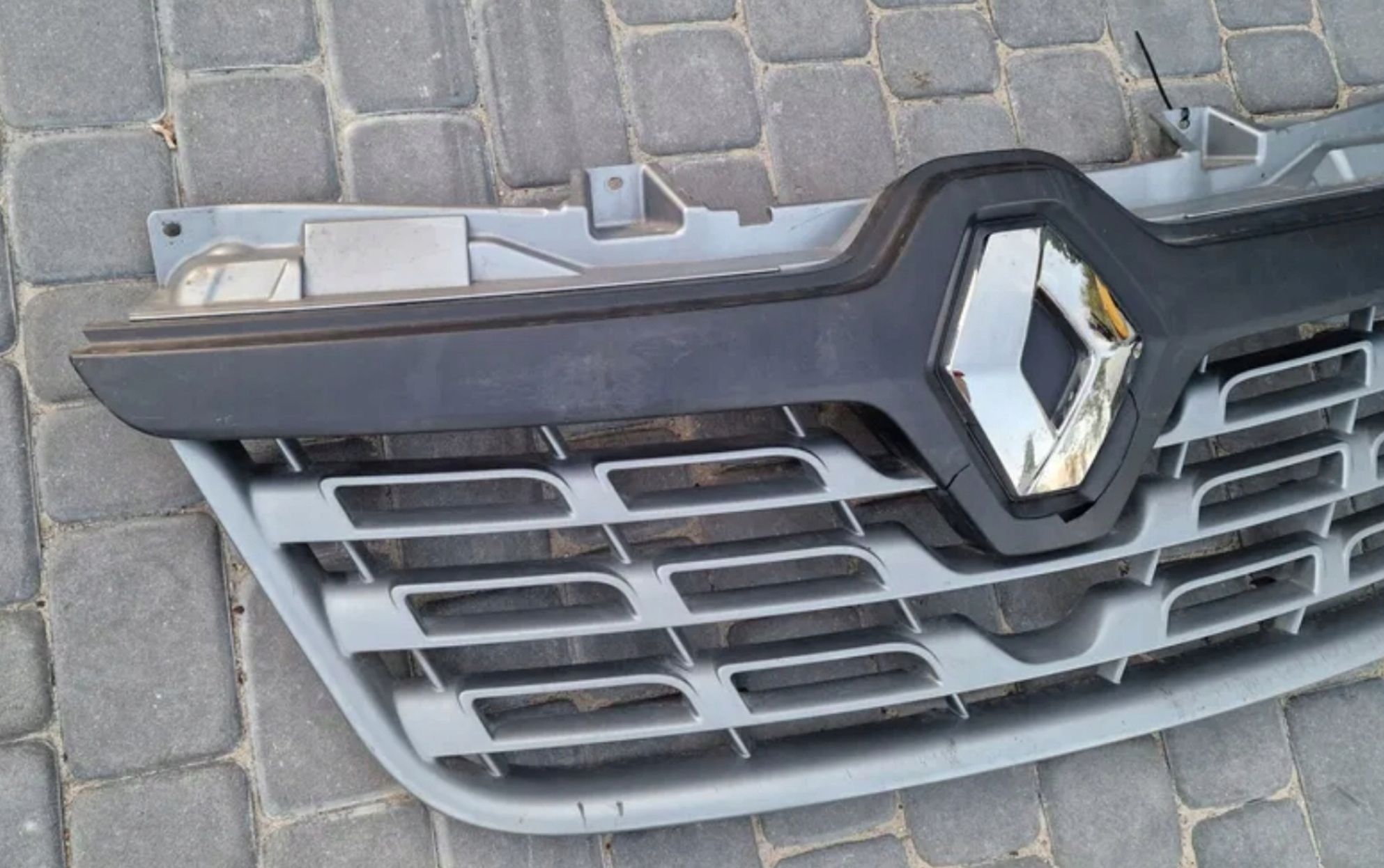 Atrapa Grill Gril Renault Master 3 Iii Lift 14-19r