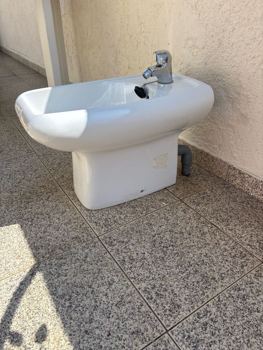 Bidet porcelana como novo.